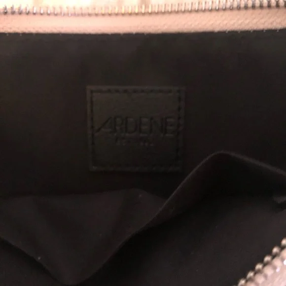 Shoulder bag - Picture 2 of 2